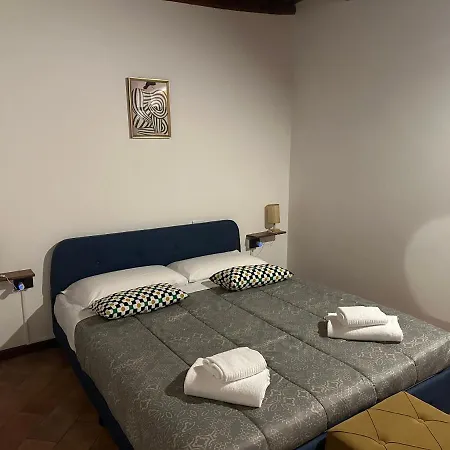 Feel - Piazza Pontida Balcony Bergamo