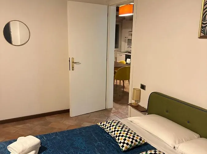 Feel - Piazza Pontida Balcony Бергамо