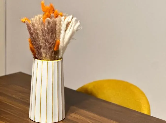 Feel - Piazza Pontida Balcony Бергамо