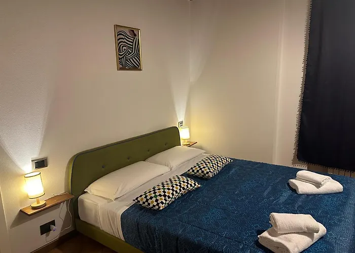 Feel - Piazza Pontida Balcony 贝尔加莫